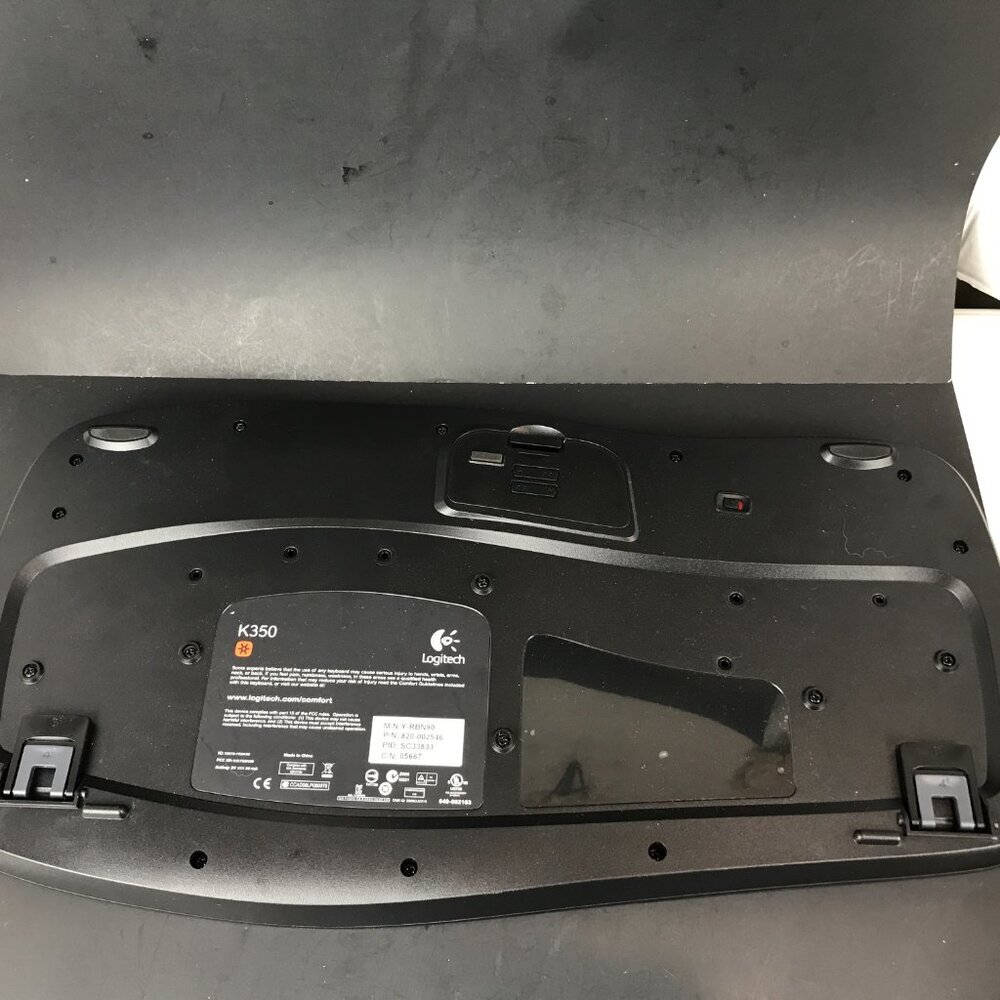 Logitech wireless keyboard (untested) - Picture 4 of 5